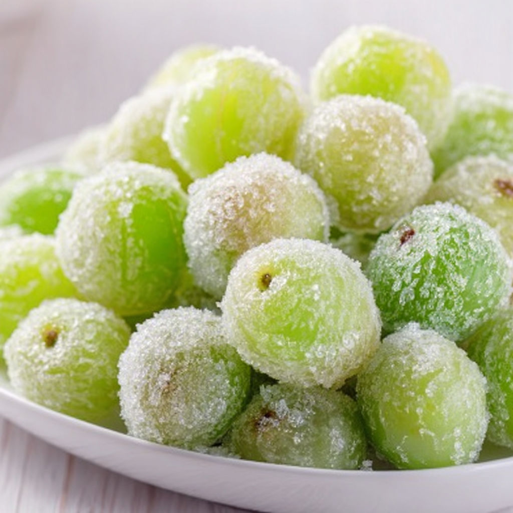 A bowl of champagne sugar grapes.